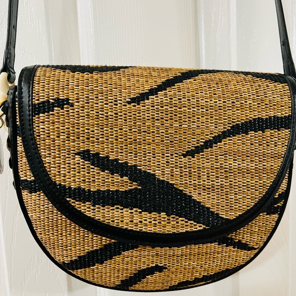 Stella McCartney Handbags - Stella McCartney Frayme Medium Raffia Saddle Bag-Rare Find